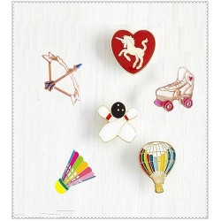 Fashion Cartoon Badminton Bow Roller Skating Shoes Unicorn Balloon Cute Metal Brooch Pins Badge Jewelry For Women Gift Wholesale